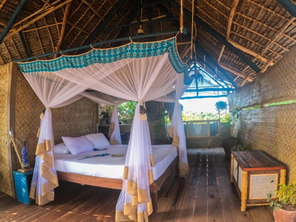 Kizingo Beach Eco Lodge image 7